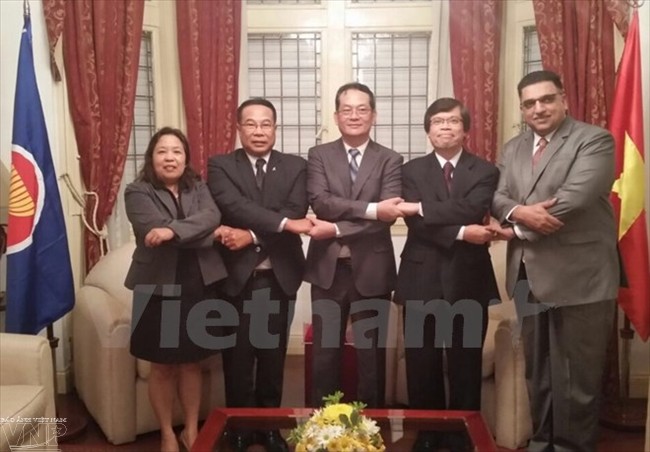 Вьетнам активизирует сотрудничество между АСЕАН и южноамериканскими странами - ảnh 1